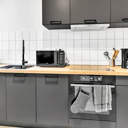 Living #10 * Luenen